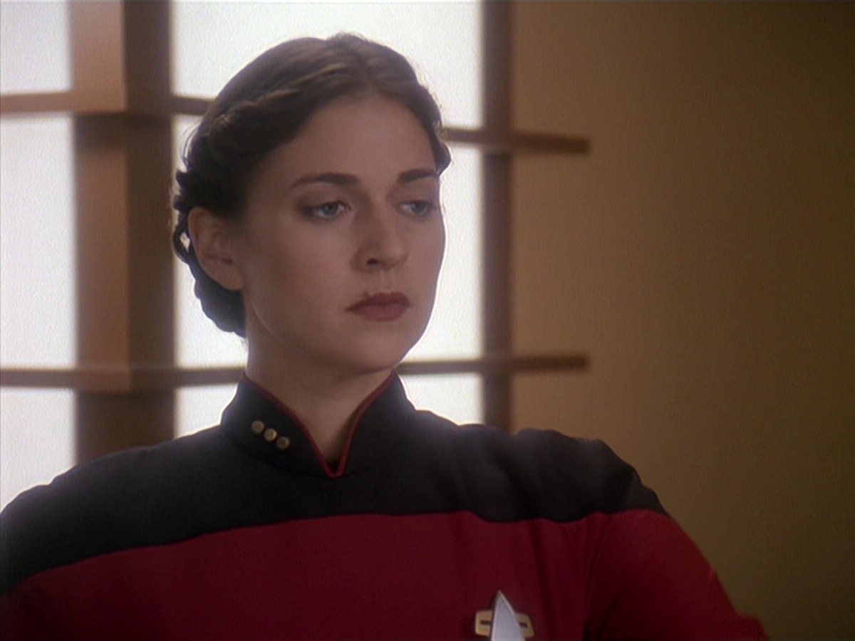 extant_StarTrek_DS9_4x12-ParadiseLost_02429.jpg