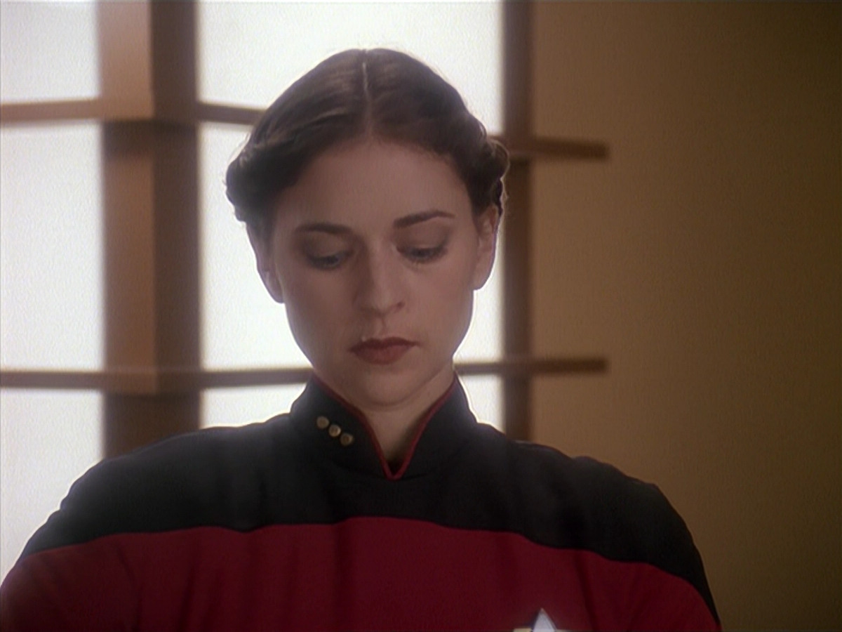 extant_StarTrek_DS9_4x12-ParadiseLost_02441.jpg