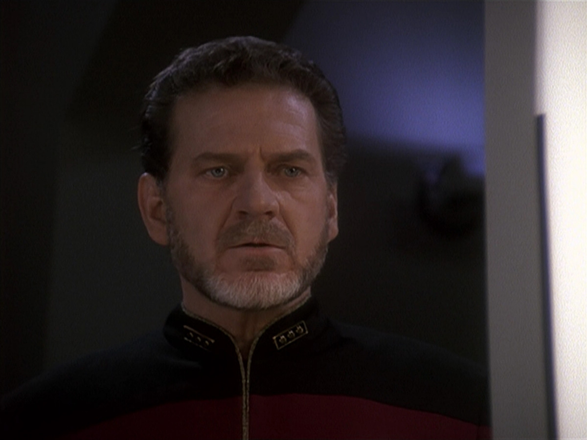 extant_StarTrek_DS9_4x12-ParadiseLost_02504.jpg