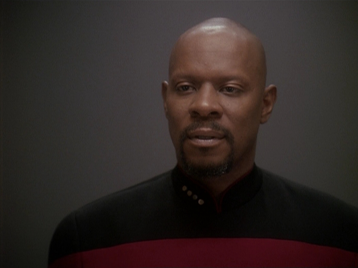 extant_StarTrek_DS9_4x12-ParadiseLost_02593.jpg