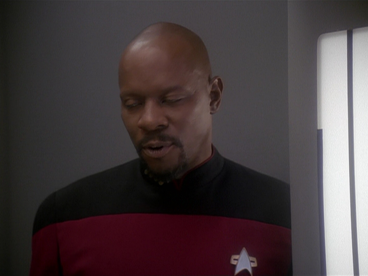 extant_StarTrek_DS9_4x12-ParadiseLost_02724.jpg
