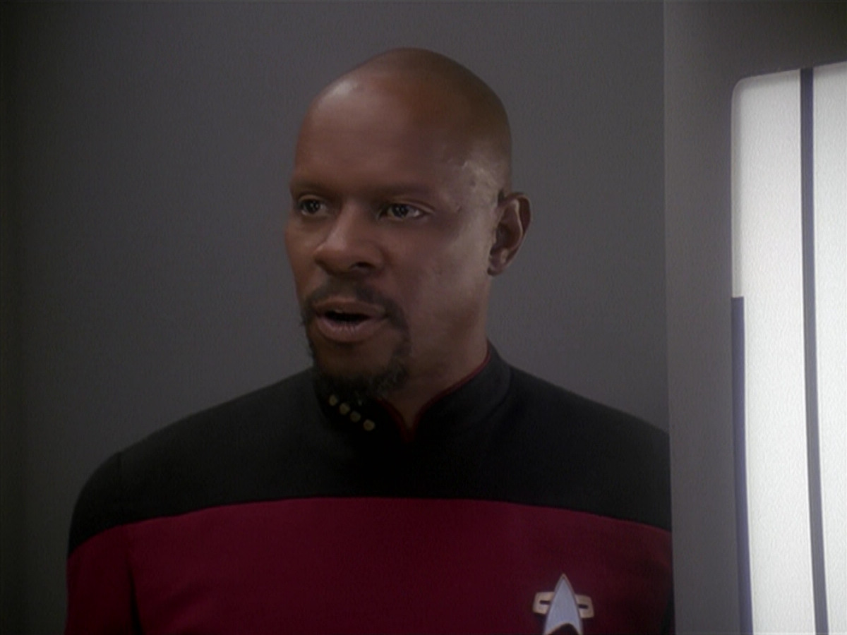 extant_StarTrek_DS9_4x12-ParadiseLost_02733.jpg
