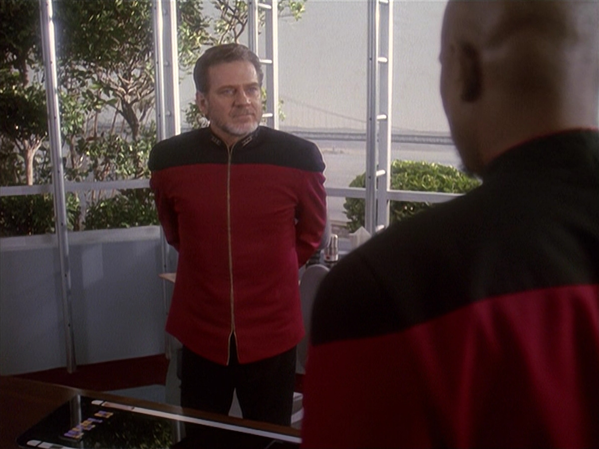 extant_StarTrek_DS9_4x12-ParadiseLost_02815.jpg