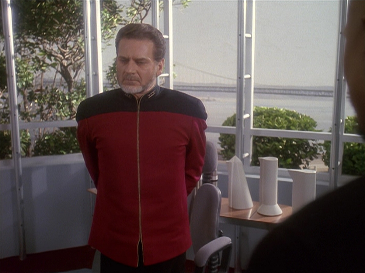 extant_StarTrek_DS9_4x12-ParadiseLost_02826.jpg
