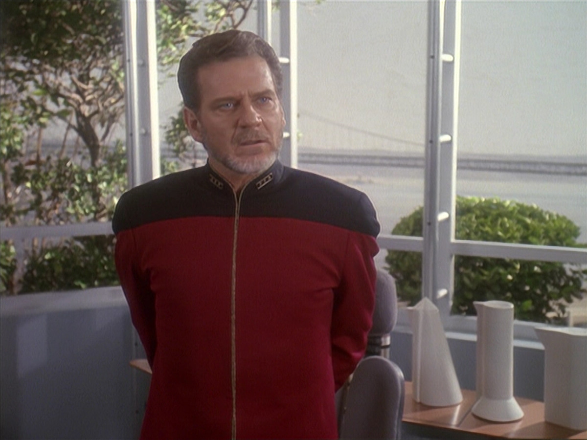 extant_StarTrek_DS9_4x12-ParadiseLost_02837.jpg
