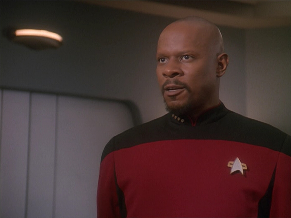 extant_StarTrek_DS9_4x12-ParadiseLost_02850.jpg