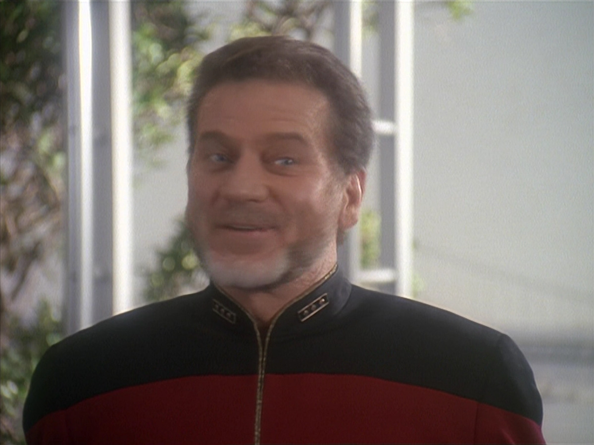extant_StarTrek_DS9_4x12-ParadiseLost_02855.jpg