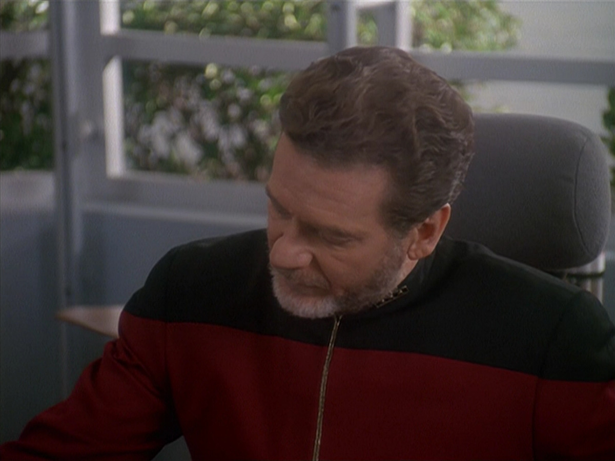 extant_StarTrek_DS9_4x12-ParadiseLost_02887.jpg