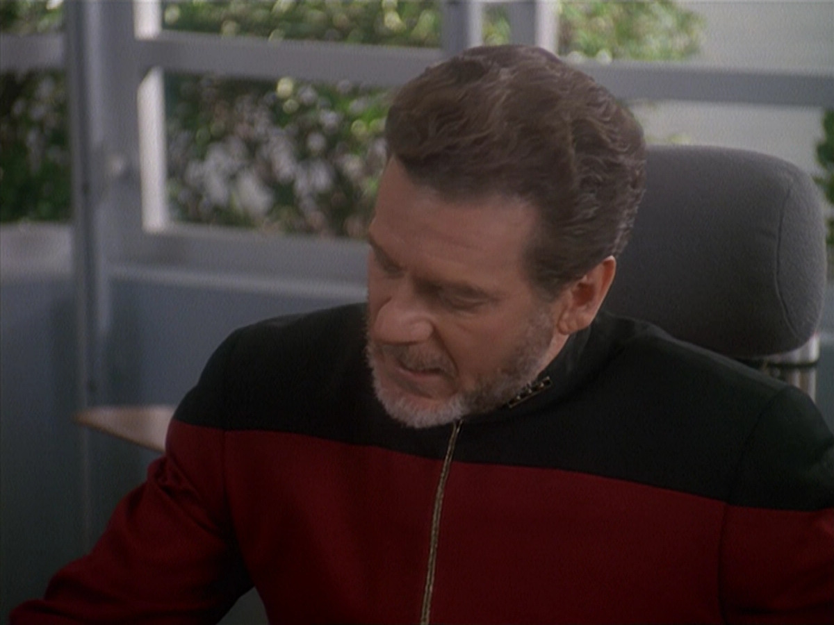 extant_StarTrek_DS9_4x12-ParadiseLost_02889.jpg