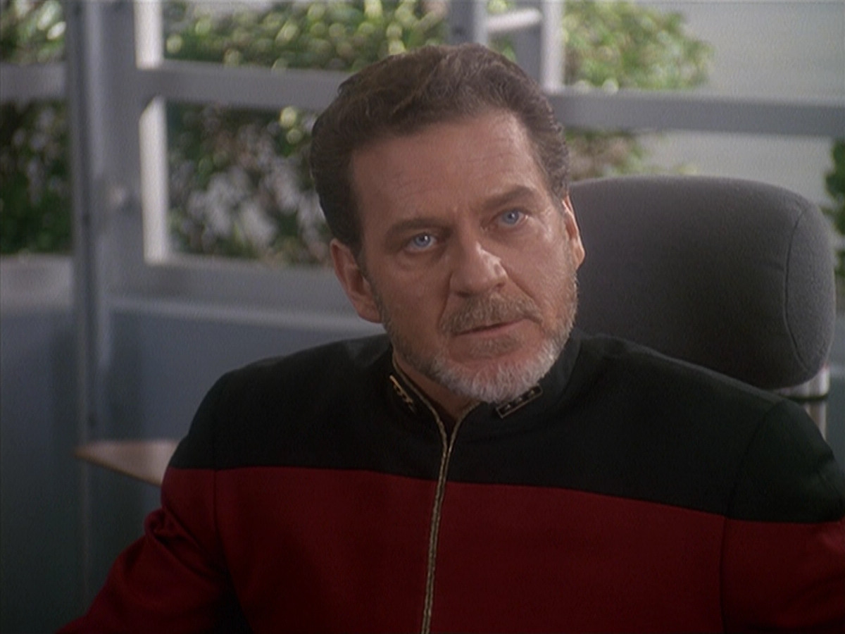 extant_StarTrek_DS9_4x12-ParadiseLost_02893.jpg