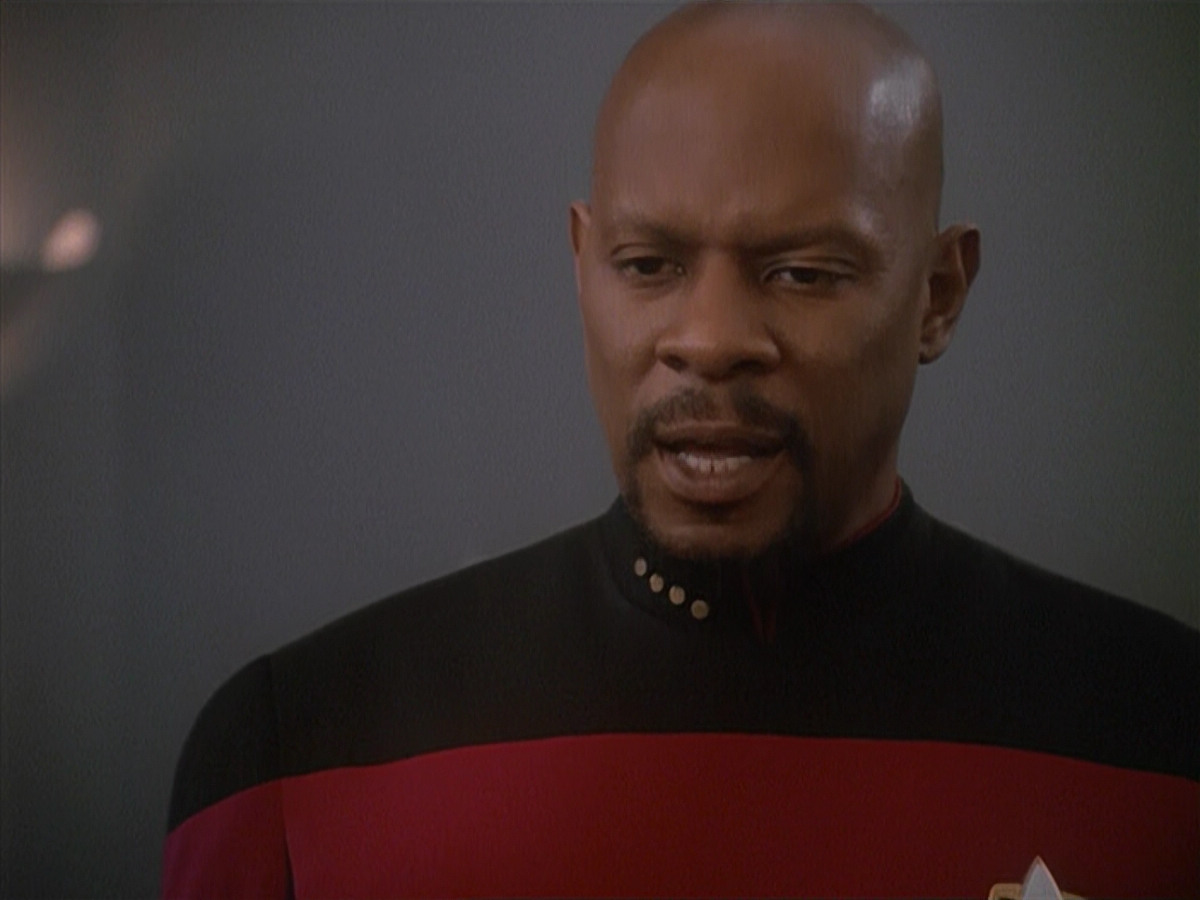 extant_StarTrek_DS9_4x12-ParadiseLost_02933.jpg