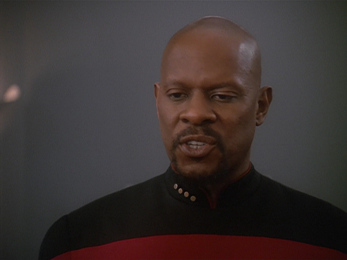 extant_StarTrek_DS9_4x12-ParadiseLost_02937.jpg