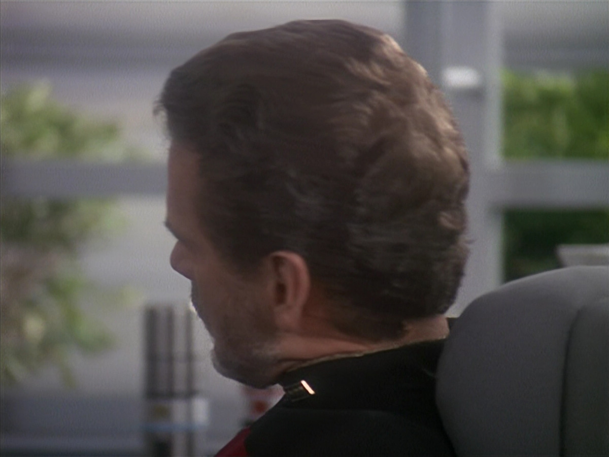 extant_StarTrek_DS9_4x12-ParadiseLost_02943.jpg