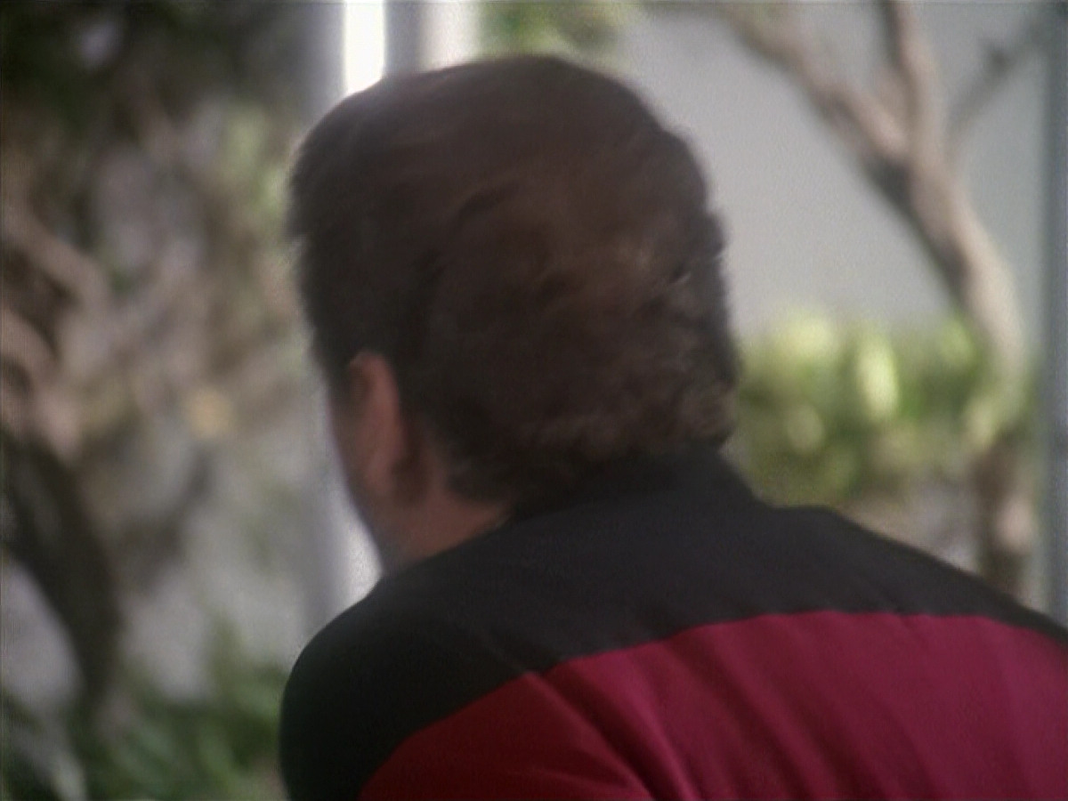 extant_StarTrek_DS9_4x12-ParadiseLost_02945.jpg
