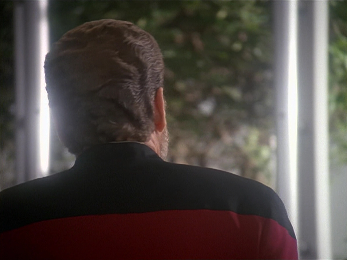 extant_StarTrek_DS9_4x12-ParadiseLost_02947.jpg