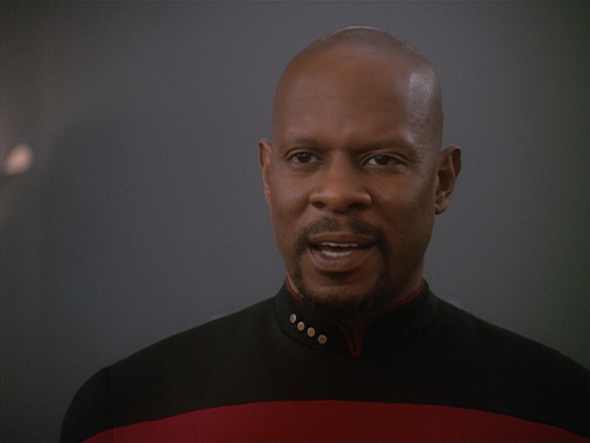 extant_StarTrek_DS9_4x12-ParadiseLost_02953.jpg