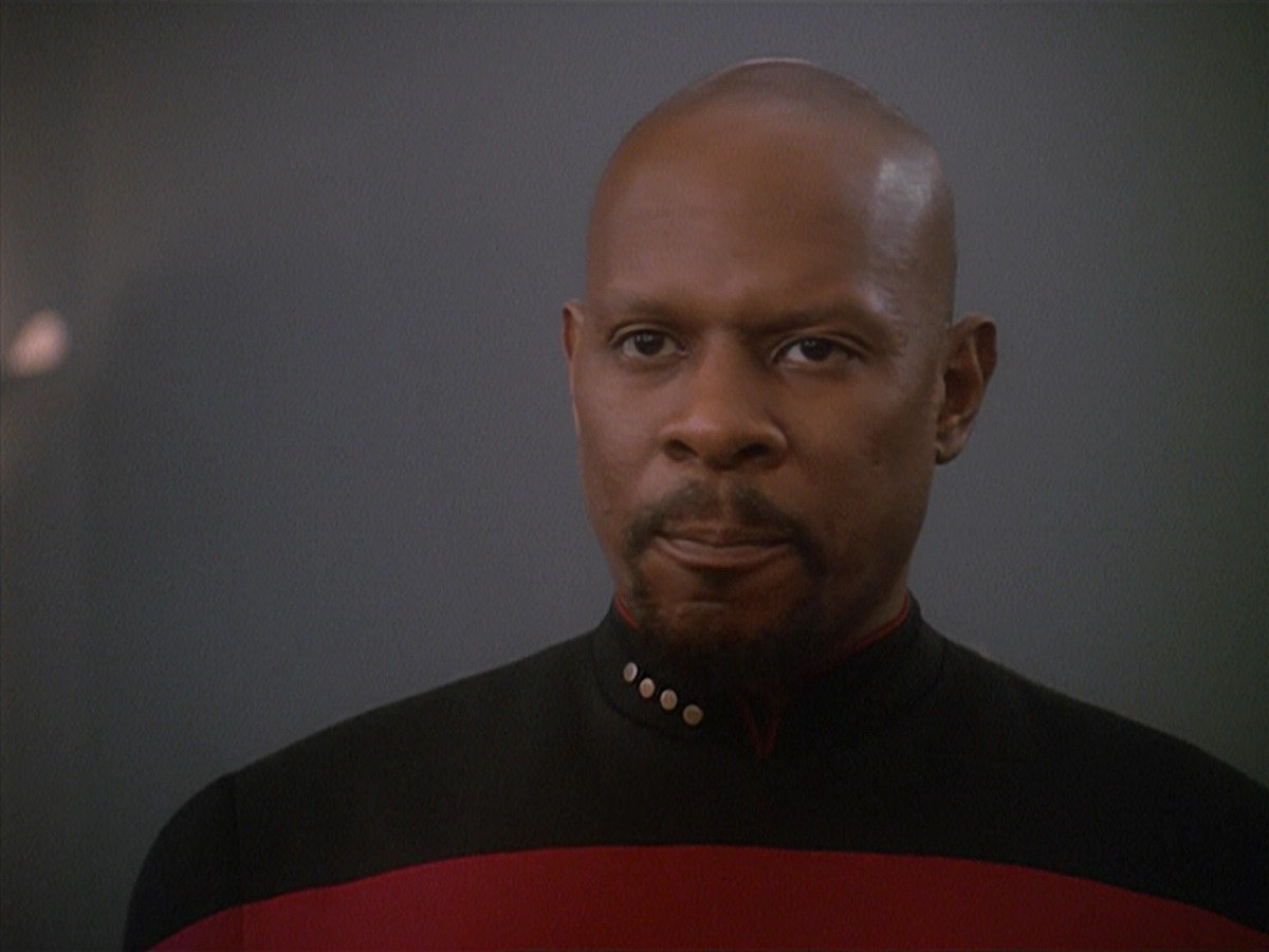 extant_StarTrek_DS9_4x12-ParadiseLost_02954.jpg