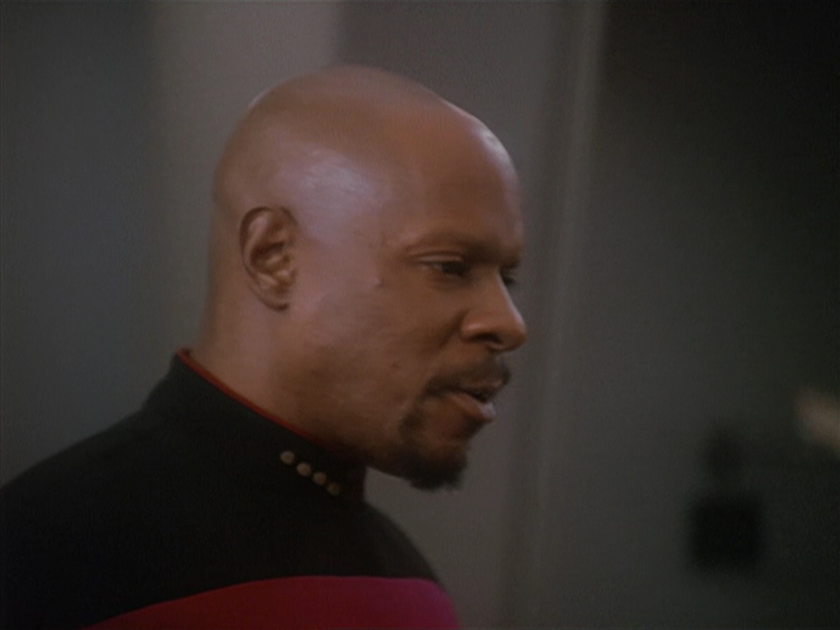 extant_StarTrek_DS9_4x12-ParadiseLost_02966.jpg