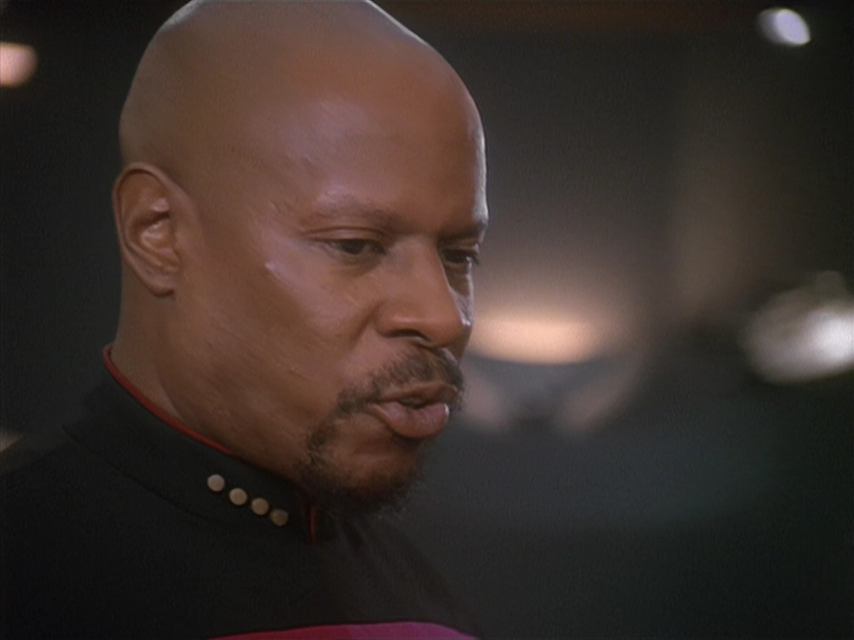 extant_StarTrek_DS9_4x12-ParadiseLost_02971.jpg
