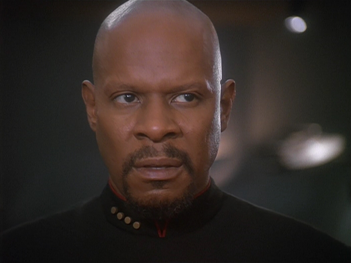 extant_StarTrek_DS9_4x12-ParadiseLost_02974.jpg