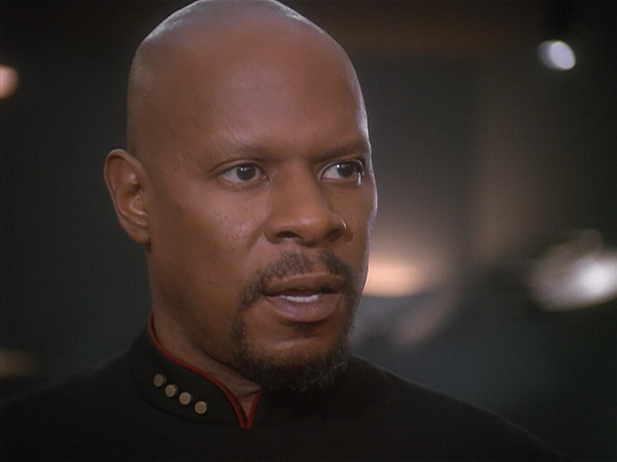 extant_StarTrek_DS9_4x12-ParadiseLost_02978.jpg