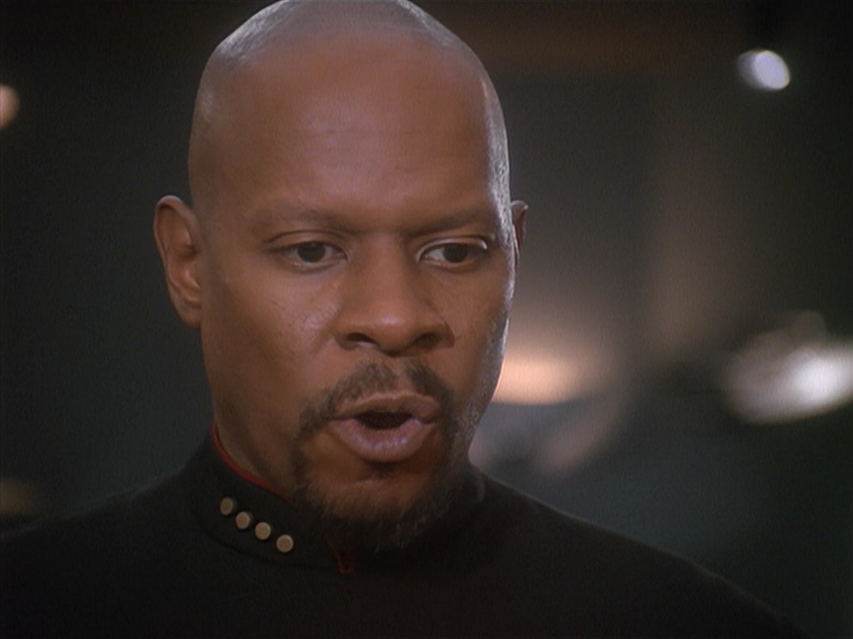 extant_StarTrek_DS9_4x12-ParadiseLost_02979.jpg
