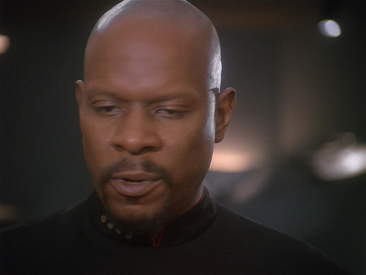 extant_StarTrek_DS9_4x12-ParadiseLost_02980.jpg