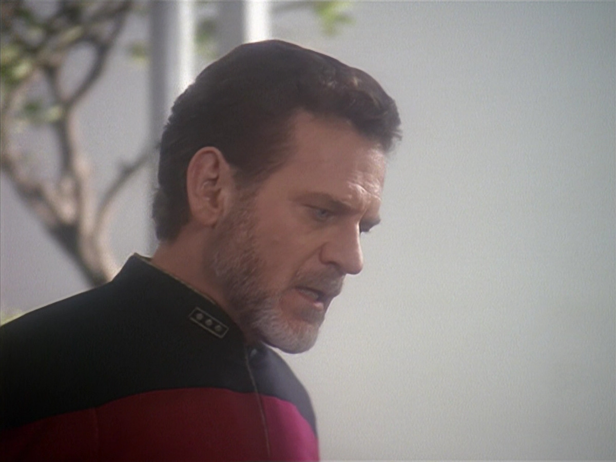 extant_StarTrek_DS9_4x12-ParadiseLost_02988.jpg