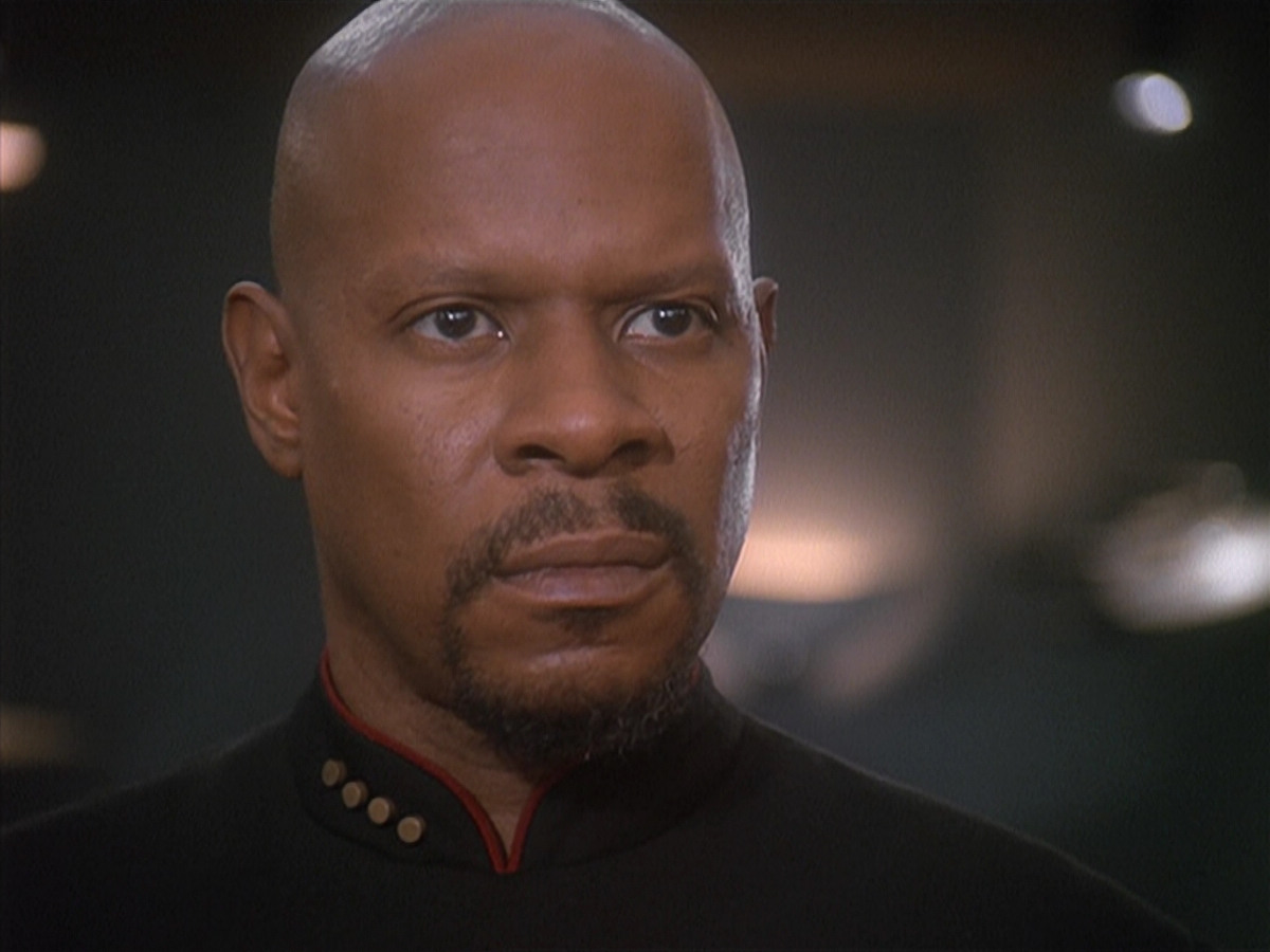 extant_StarTrek_DS9_4x12-ParadiseLost_03020.jpg