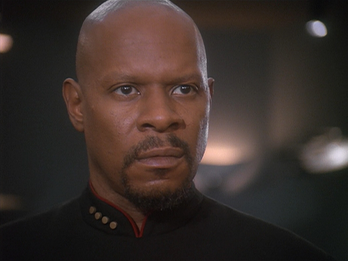extant_StarTrek_DS9_4x12-ParadiseLost_03021.jpg