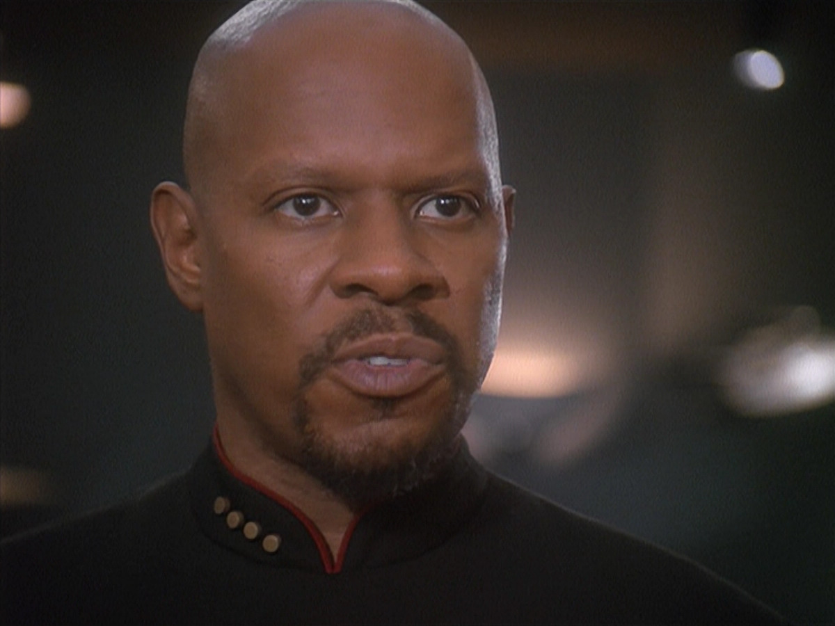 extant_StarTrek_DS9_4x12-ParadiseLost_03024.jpg