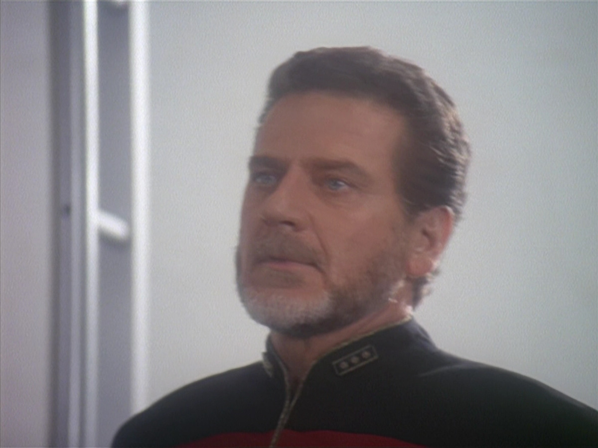 extant_StarTrek_DS9_4x12-ParadiseLost_03029.jpg