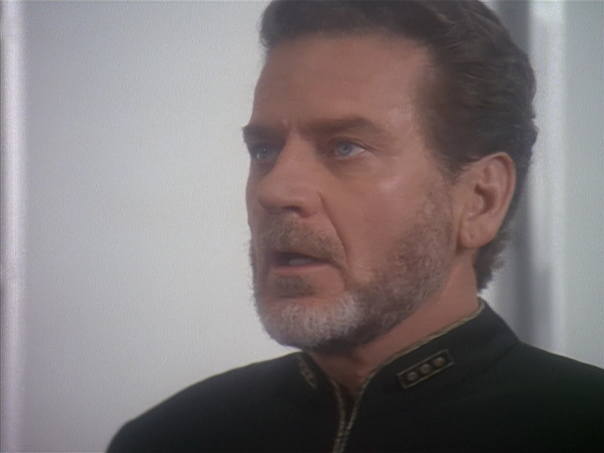extant_StarTrek_DS9_4x12-ParadiseLost_03032.jpg