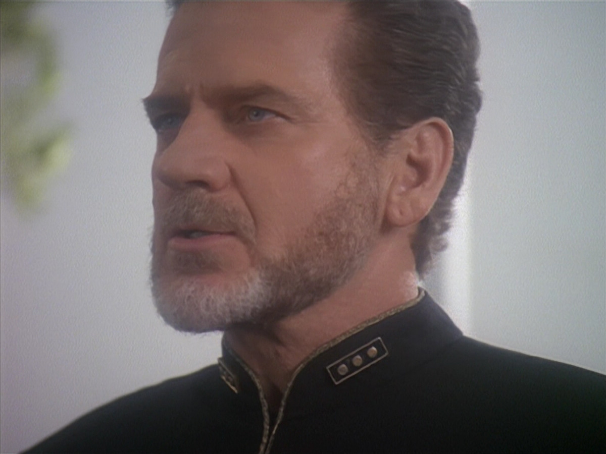 extant_StarTrek_DS9_4x12-ParadiseLost_03036.jpg