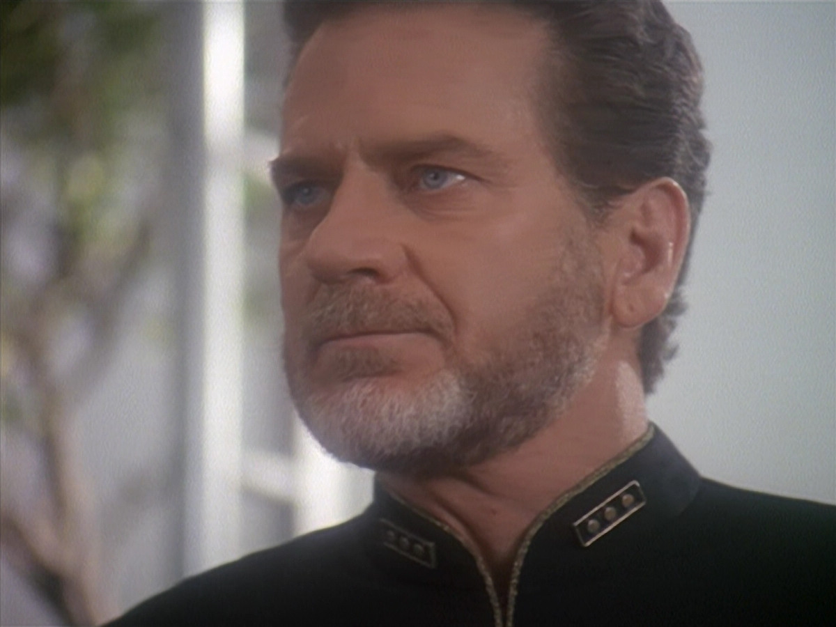 extant_StarTrek_DS9_4x12-ParadiseLost_03038.jpg