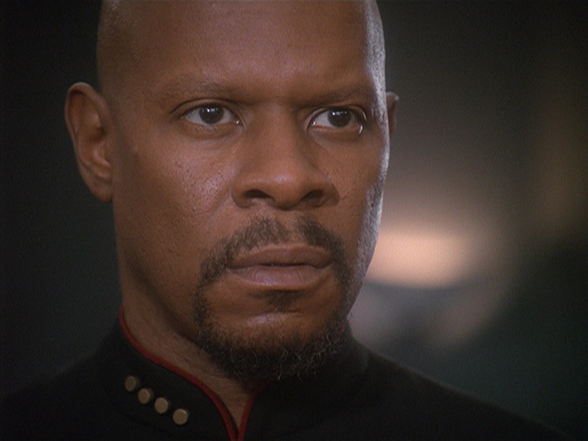 extant_StarTrek_DS9_4x12-ParadiseLost_03045.jpg