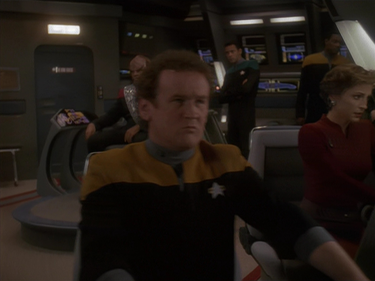extant_StarTrek_DS9_4x12-ParadiseLost_03059.jpg