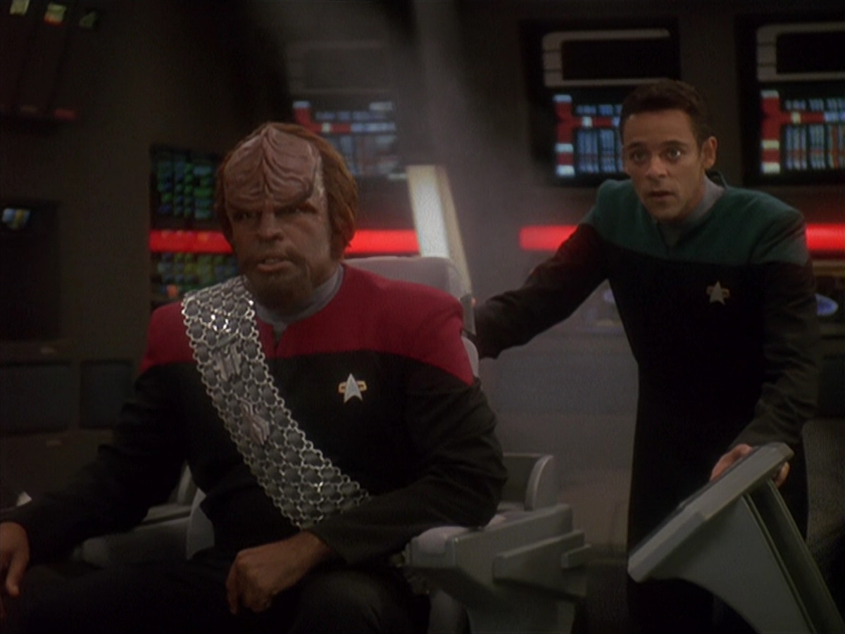extant_StarTrek_DS9_4x12-ParadiseLost_03091.jpg
