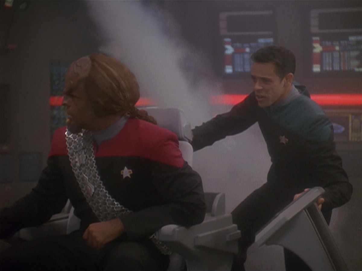 extant_StarTrek_DS9_4x12-ParadiseLost_03111.jpg