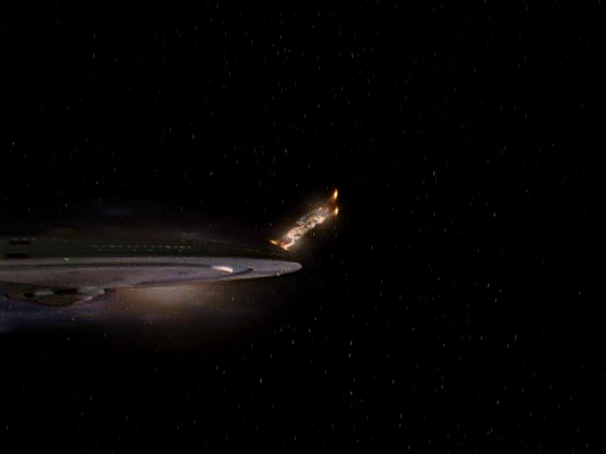 extant_StarTrek_DS9_4x12-ParadiseLost_03157.jpg