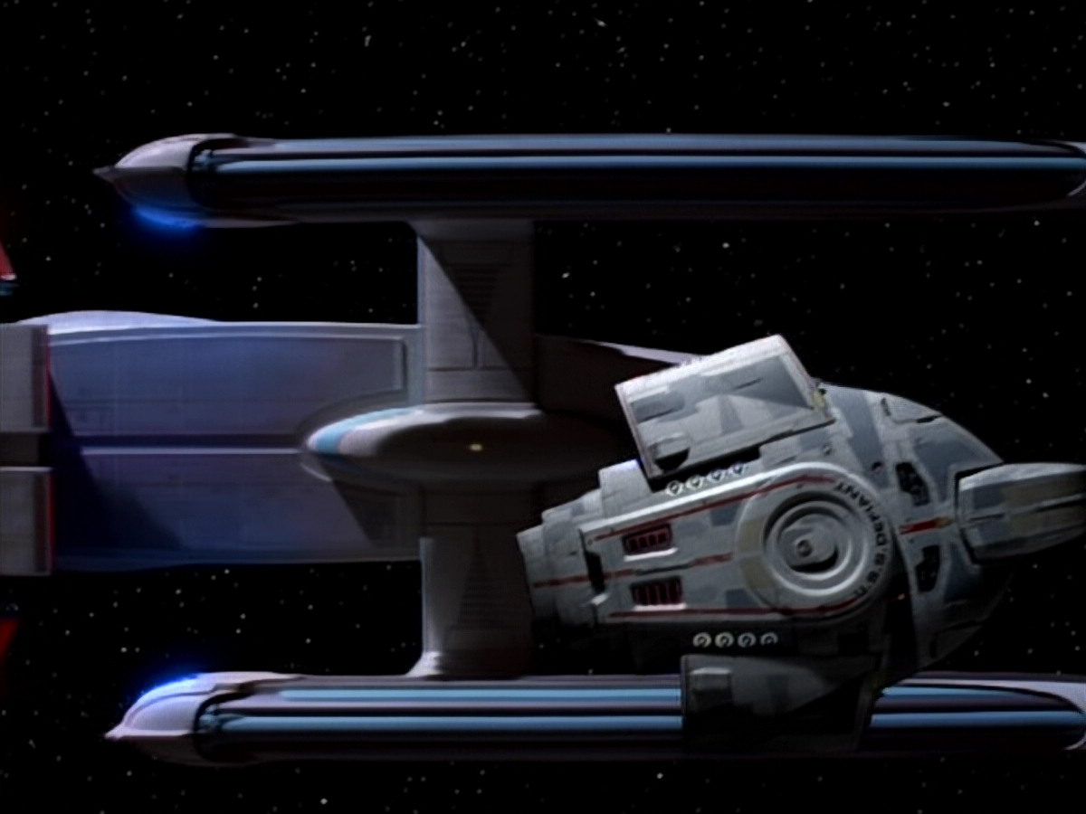 extant_StarTrek_DS9_4x12-ParadiseLost_03174.jpg