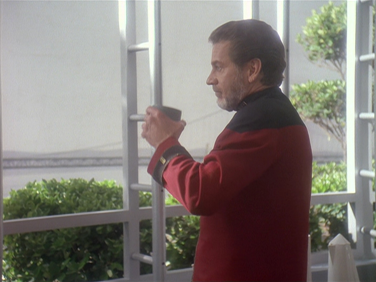 extant_StarTrek_DS9_4x12-ParadiseLost_03189.jpg