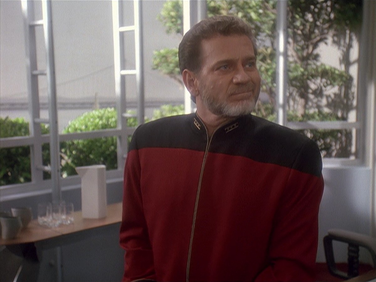 extant_StarTrek_DS9_4x12-ParadiseLost_03215.jpg