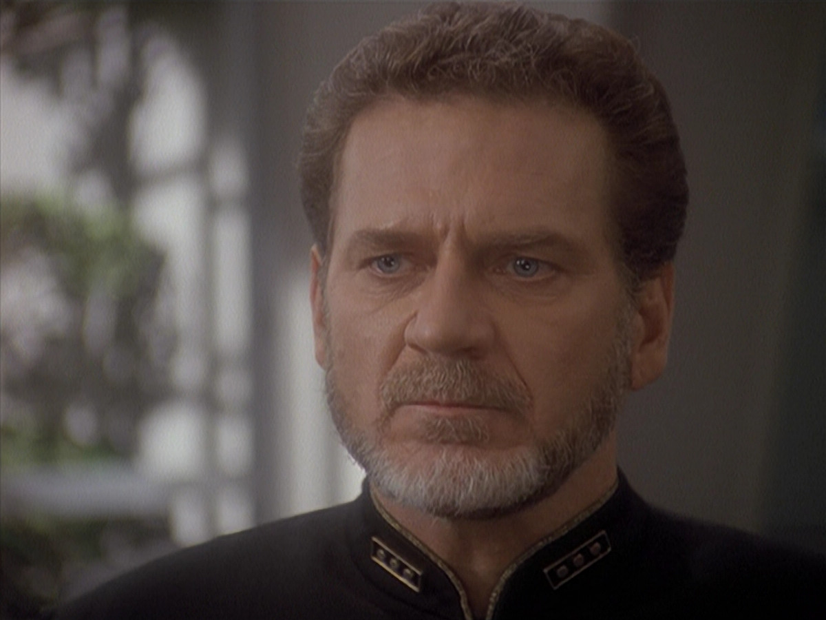 extant_StarTrek_DS9_4x12-ParadiseLost_03283.jpg