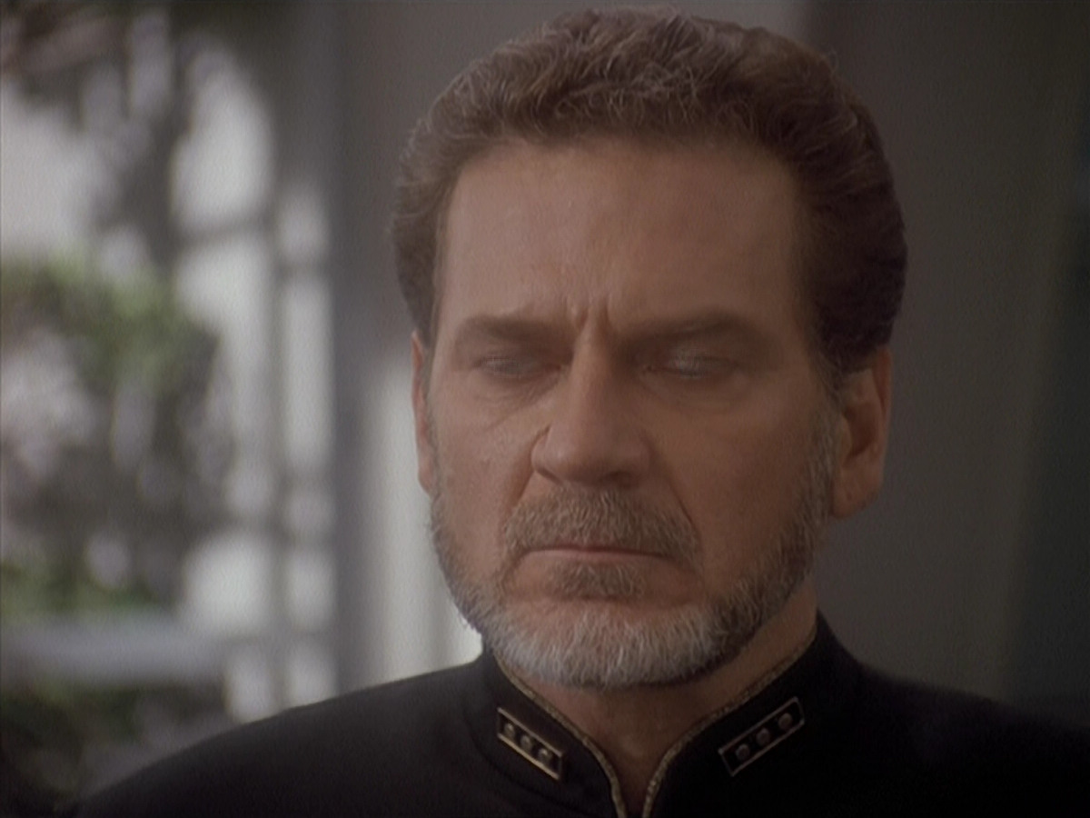 extant_StarTrek_DS9_4x12-ParadiseLost_03290.jpg