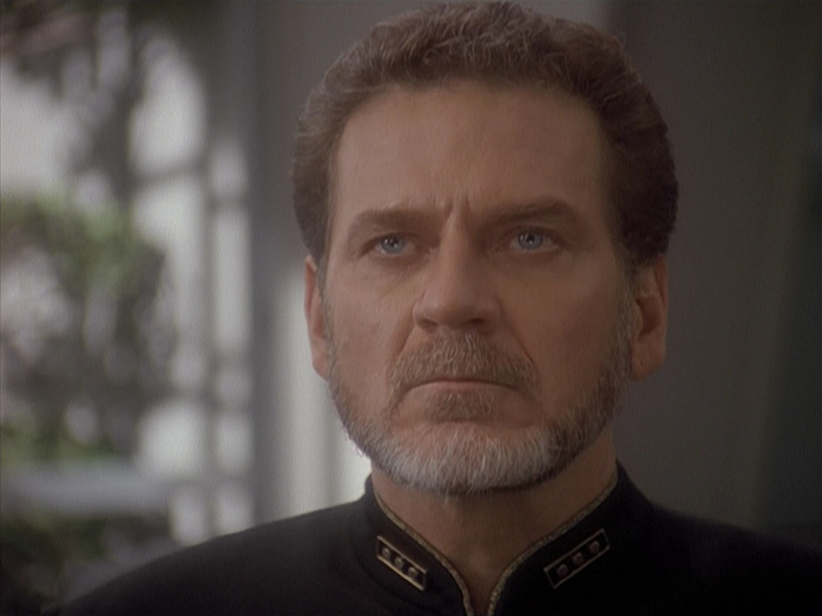 extant_StarTrek_DS9_4x12-ParadiseLost_03291.jpg