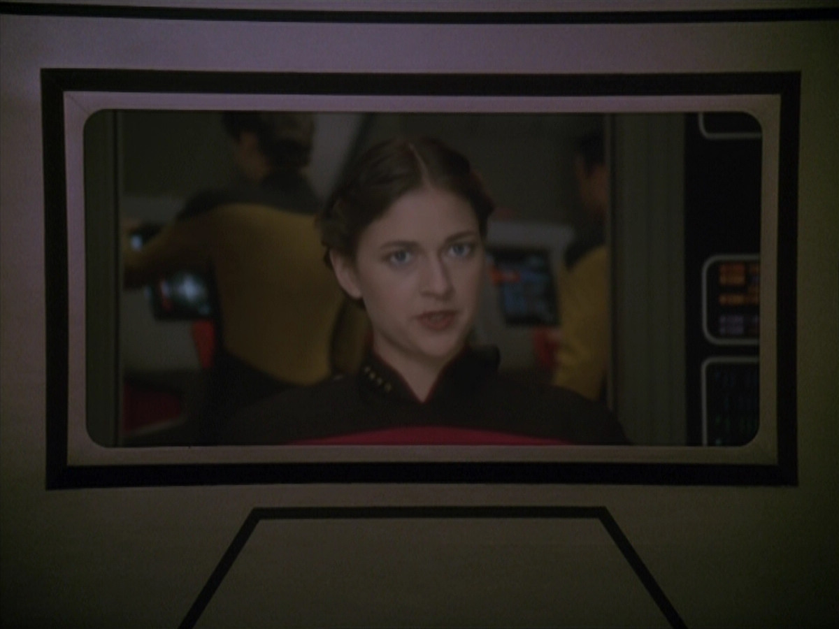 extant_StarTrek_DS9_4x12-ParadiseLost_03307.jpg