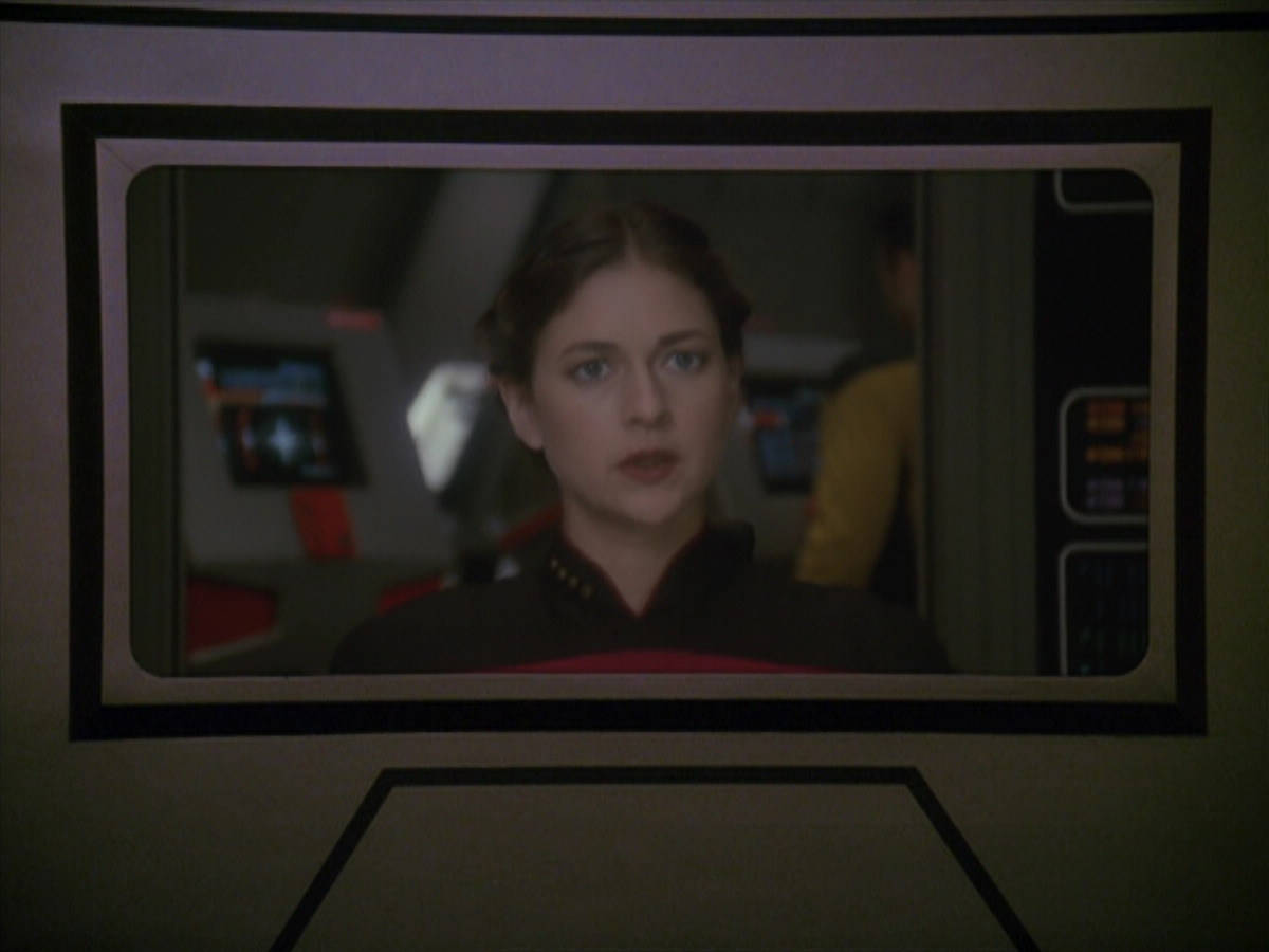 extant_StarTrek_DS9_4x12-ParadiseLost_03320.jpg