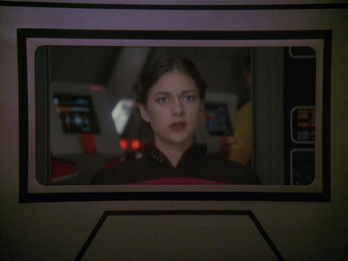 extant_StarTrek_DS9_4x12-ParadiseLost_03321.jpg