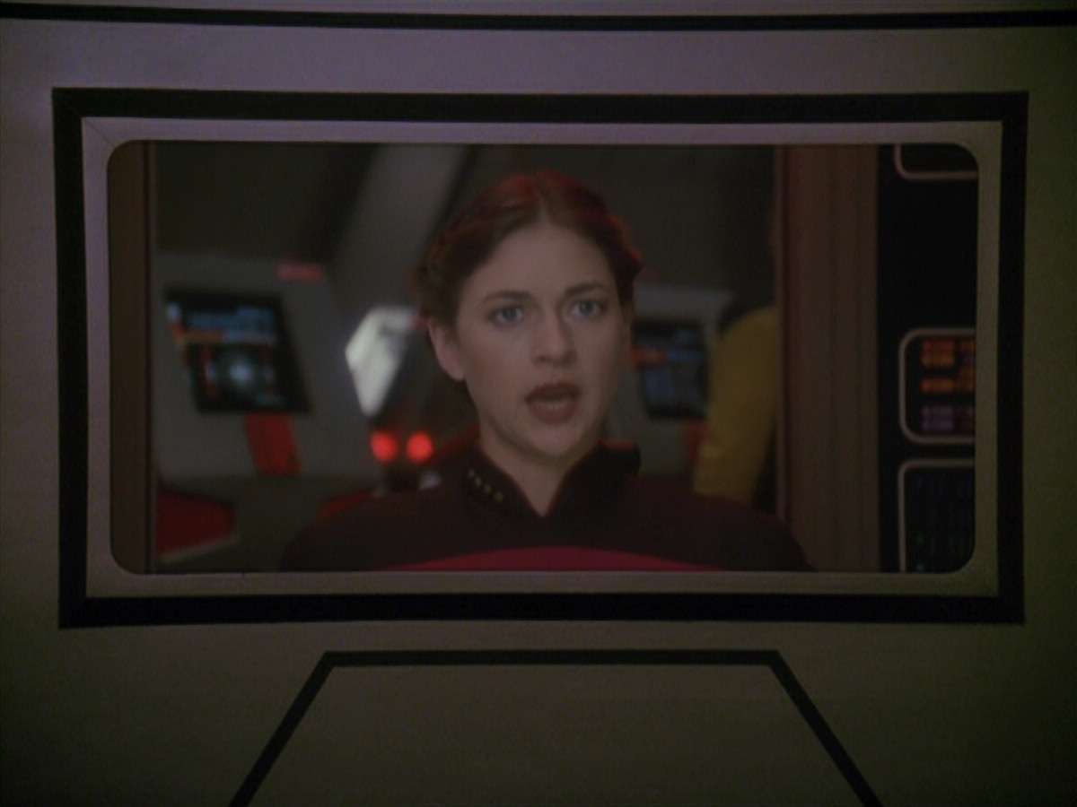 extant_StarTrek_DS9_4x12-ParadiseLost_03322.jpg